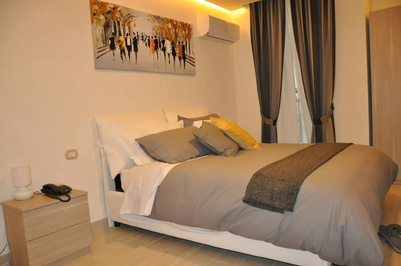 ** Bed & Breakfast B&B Chiaia 216 Naples Italy