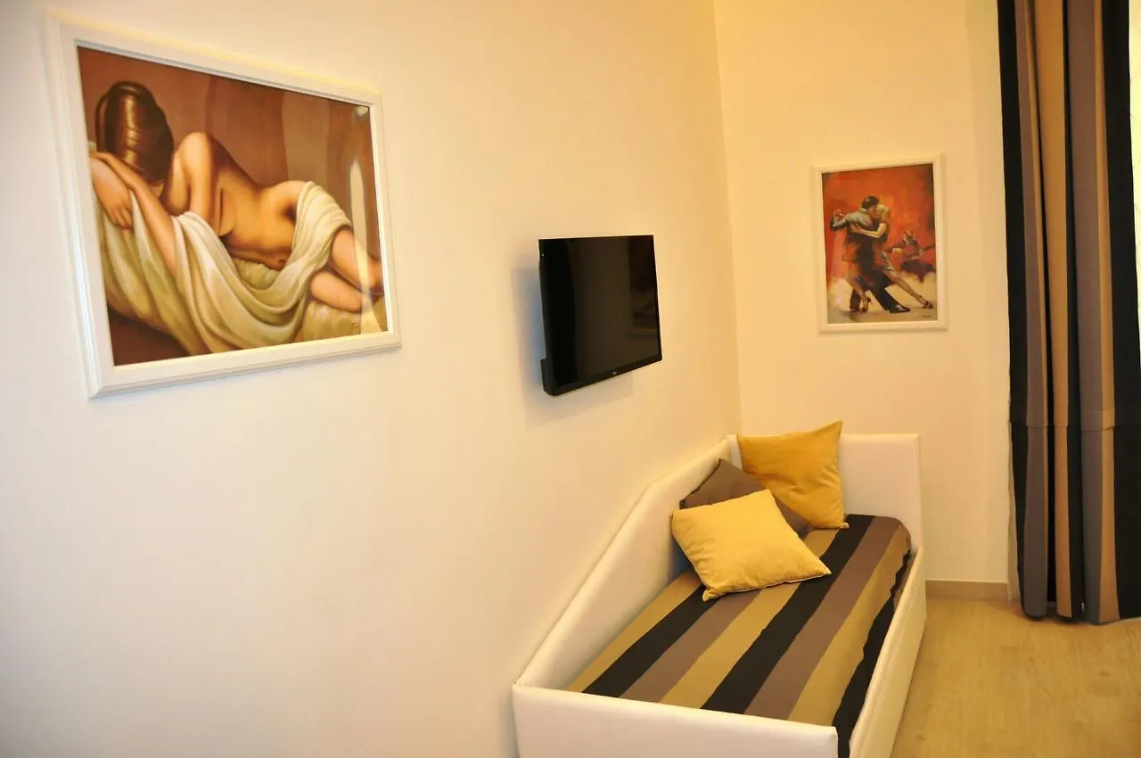 ** Bed & Breakfast B&B Chiaia 216 Naples Italy