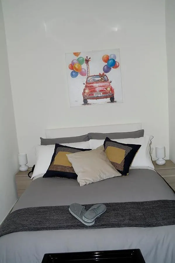 ** Bed & Breakfast B&B Chiaia 216 Naples Italy